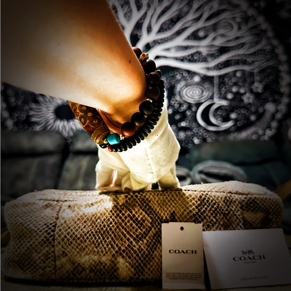 Vintage style Y2K Coach Tan Snake Print Women's Bag crossbody purse handbag - Picture 16 of 17